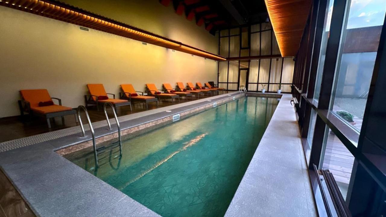 Barhat Hotel & Spa Taraz Exteriér fotografie