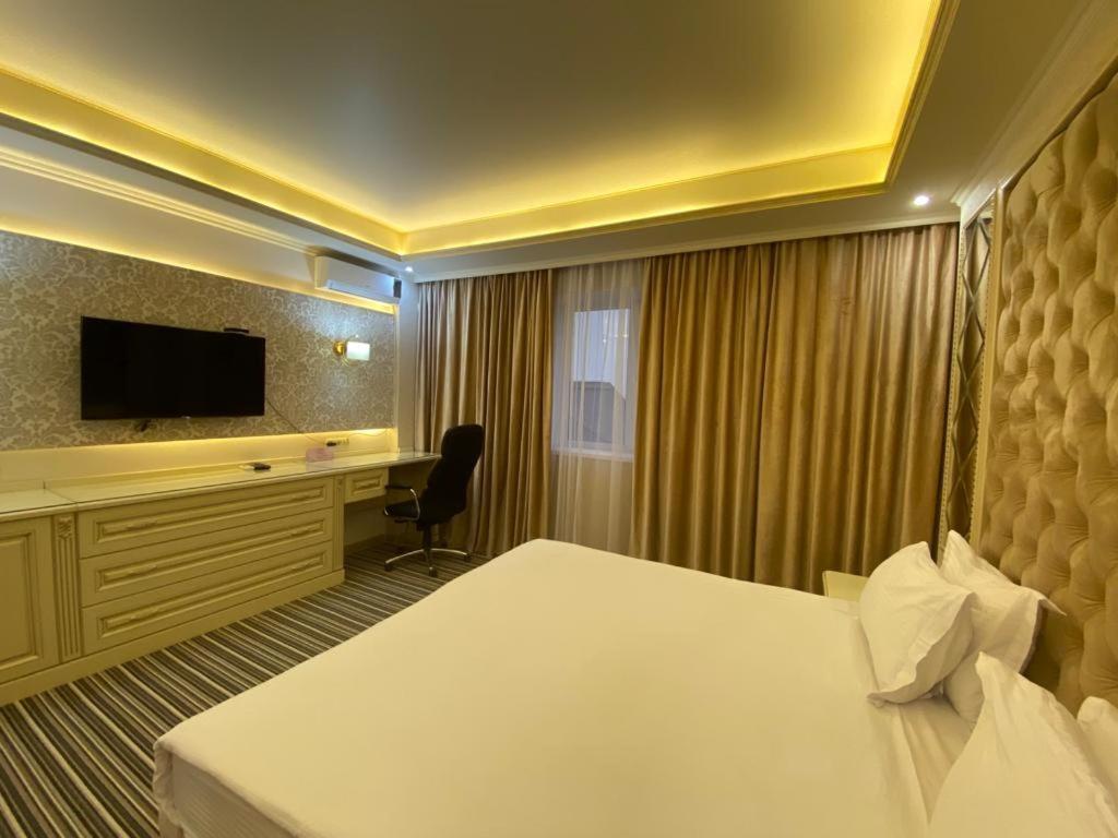 Barhat Hotel & Spa Taraz Exteriér fotografie